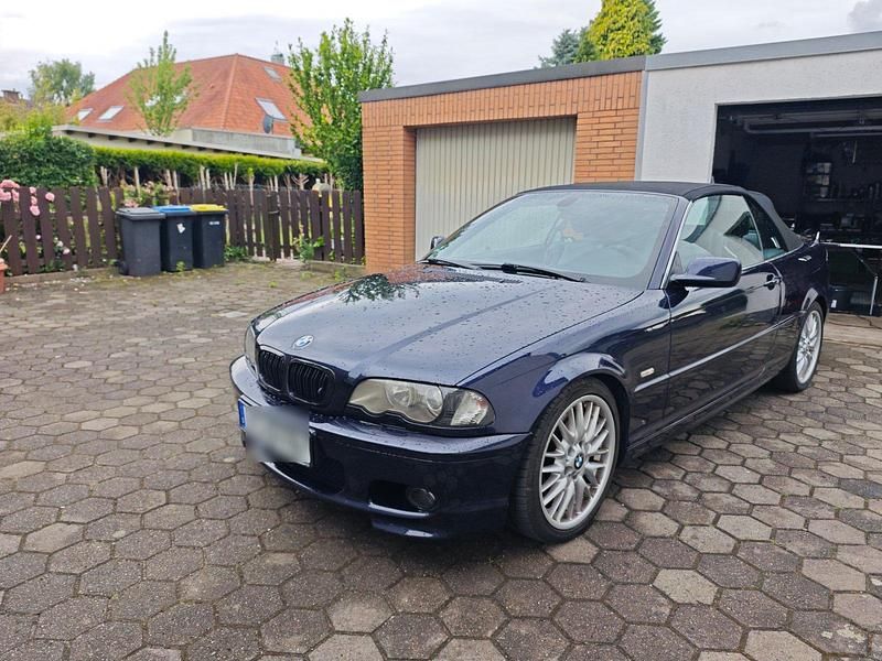 Blau Gebraucht 2001 BMW 330 Cabriolet M Sport Cabrio | 6.900 € (Fairer Preis) - Bild 1/4