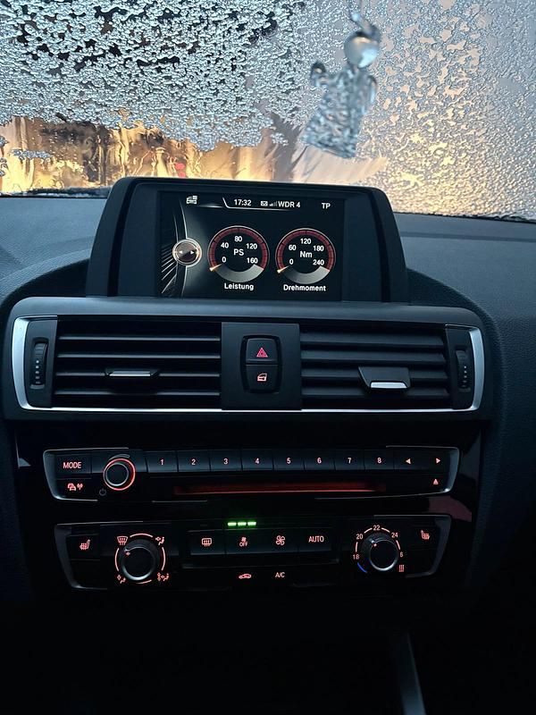 Gebraucht BMW 116 109 PS (80 kW) 2016 Weiß Kleinwagen