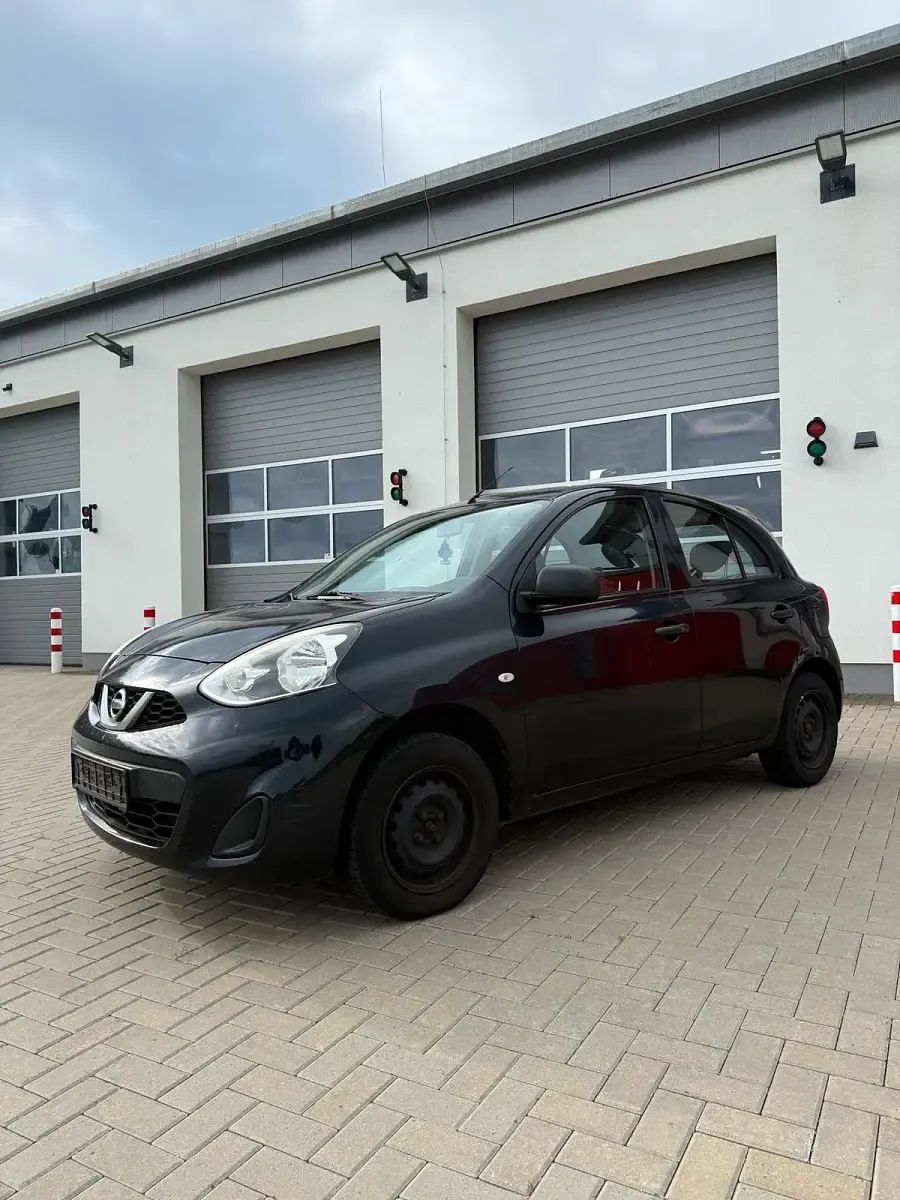 Gebraucht Nissan Micra 80 PS (58 kW) 2014 Schwarz Kleinwagen
