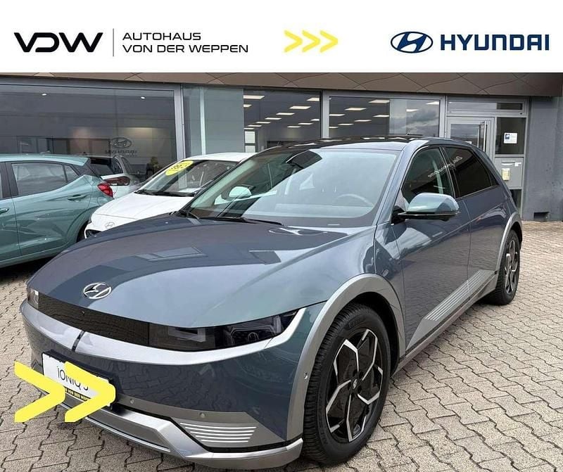Digital teal (grün) Gebraucht 2024 Hyundai Ioniq 5 Techniq SUV | 34.190 € (Superpreis) - Bild 1/4