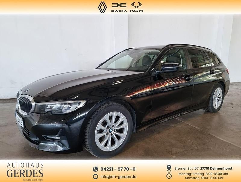 Schwarz Gebraucht 2021 BMW 318 Advantage Kombi | 17.990 € (Teuer) - Bild 1/4