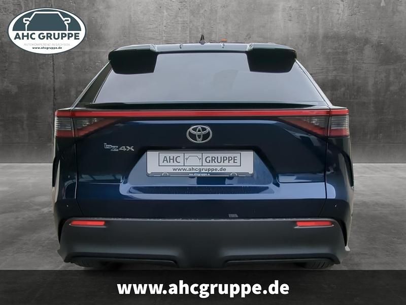 Gebraucht Toyota bZ4X Lounge 150 kW (204 PS) 2024 Blau SUV
