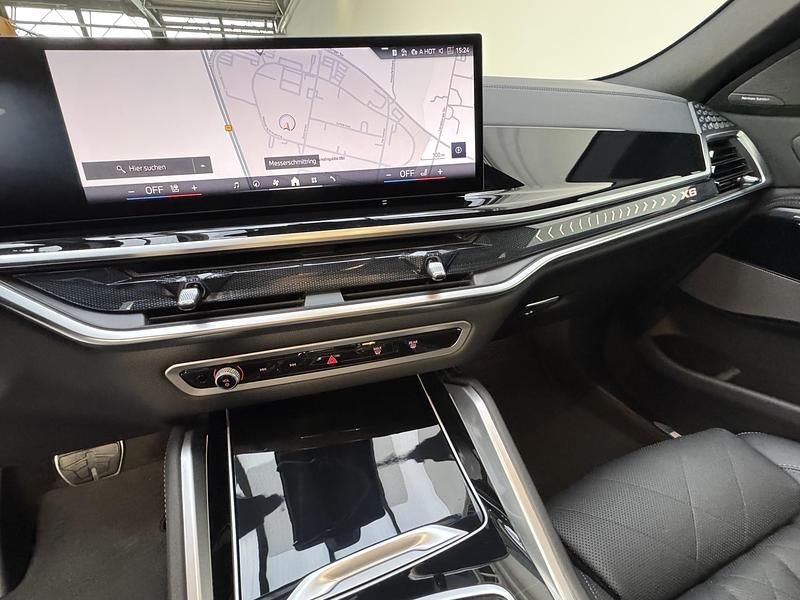 Skyscraper grau metallic Gebraucht 2025 BMW X6 Comfort Edition SUV | 92.989 € (Guter Preis) - Bild 1/4