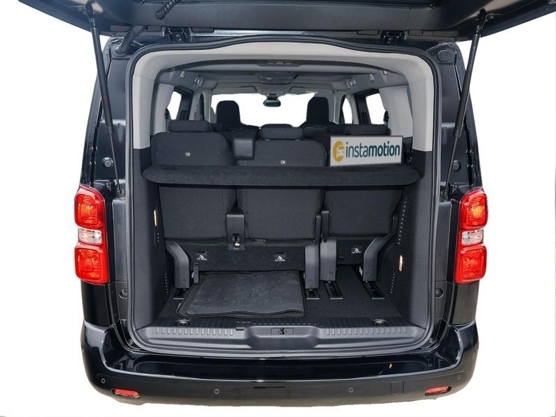 Grau Gebraucht 2023 Toyota Proace Verso Team Kombi | 43.916 € (Fairer Preis) - Bild 1/3