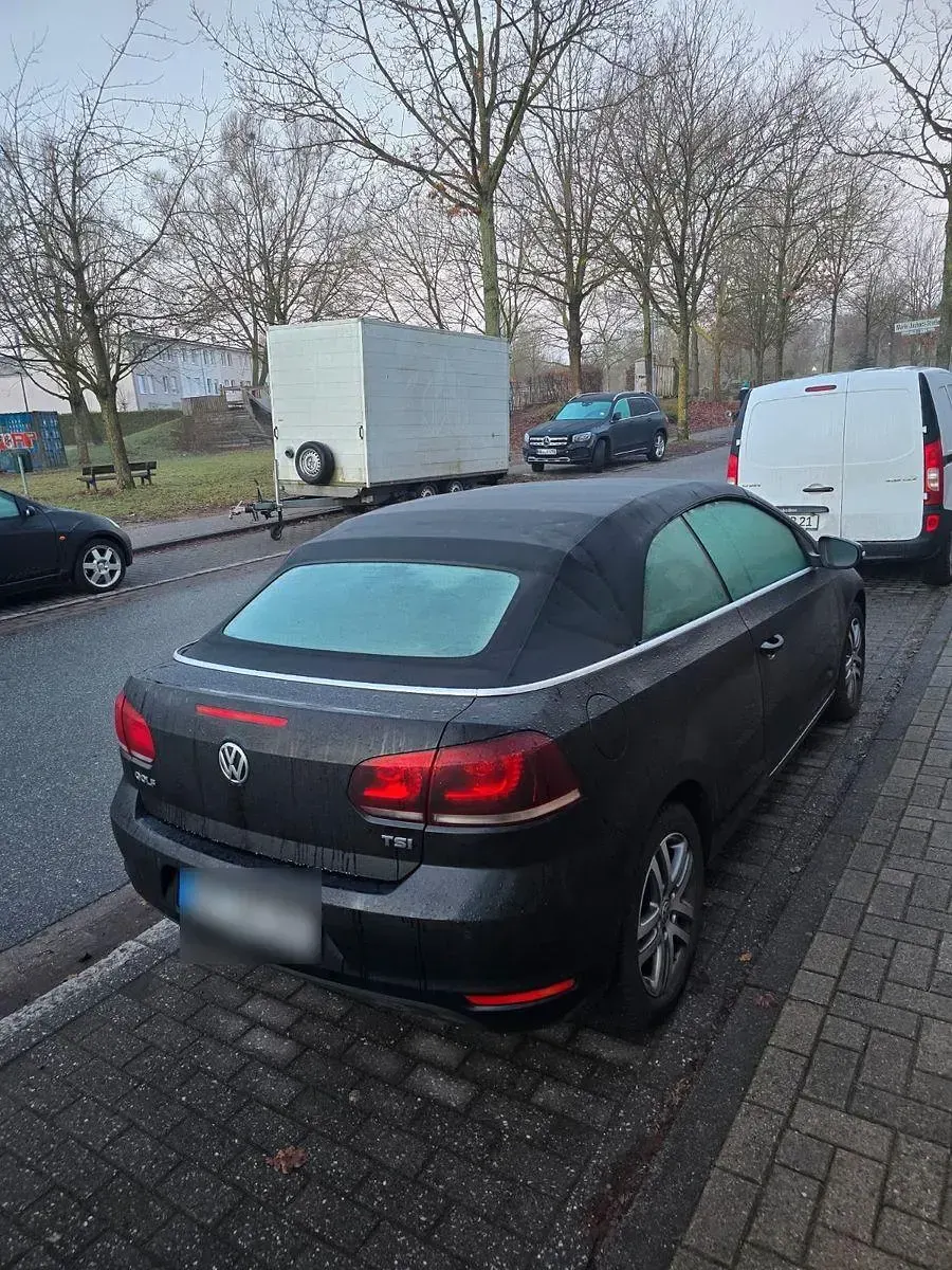 Gebraucht VW Golf Cabriolet 105 PS (77 kW) 2012 Schwarz Cabrio