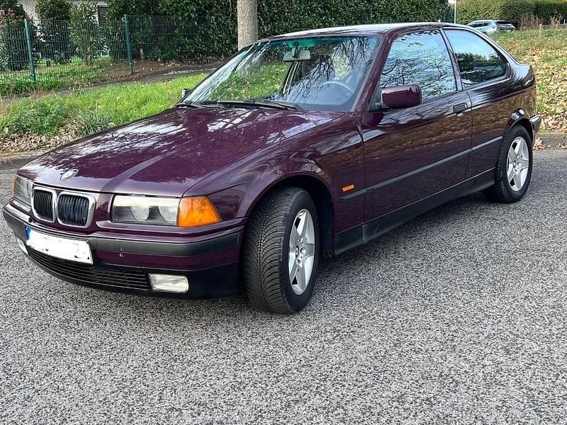 Gebraucht BMW 316 102 PS (75 kW) 1997 Violet Coupé