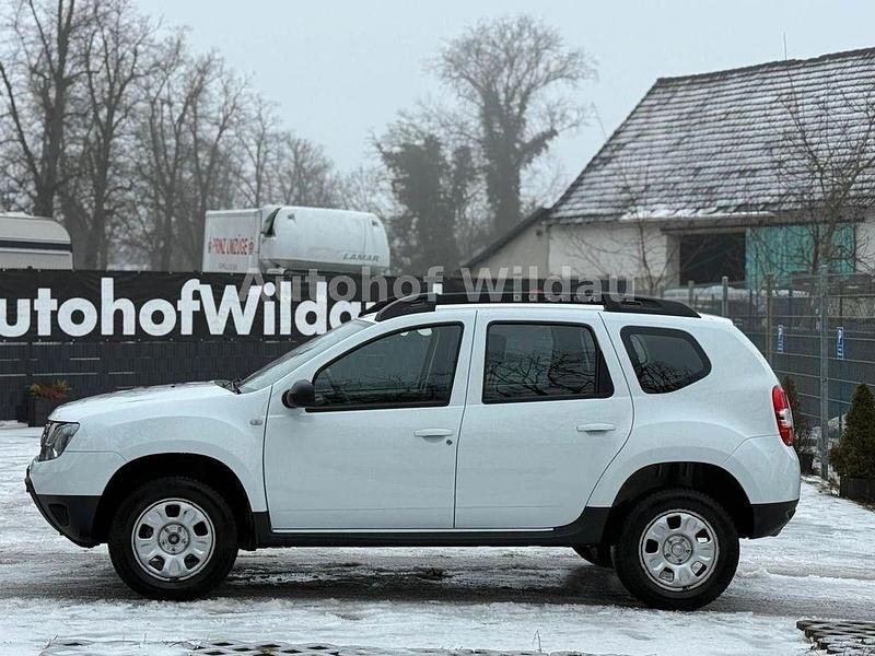 Gebraucht Dacia Duster Lauréate 105 PS (77 kW) 2014 Weiß SUV