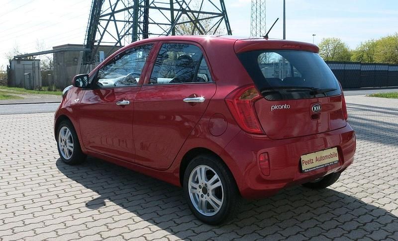Gebraucht Kia Picanto 69 PS (50 kW) 2014 Rot Kleinwagen