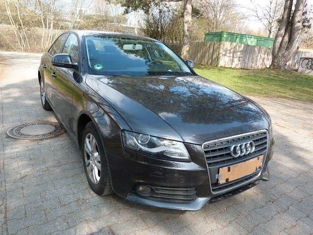 Gebraucht Audi A4 Ambiente 120 PS (88 kW) 2009 Schwarz Limousine