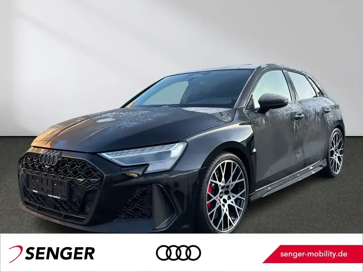 Gebraucht Audi RS3 Sportback Ambiente 400 PS (294 kW) 2026 Kleinwagen