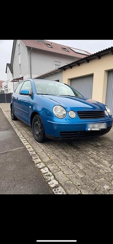 Second-hand VW Polo 101 CP (74 kW) 2003 Albastru Hatchback