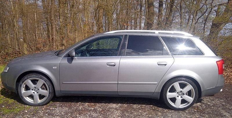 Gebraucht Audi A4 220 PS (161 kW) 2002 Grau Kombi