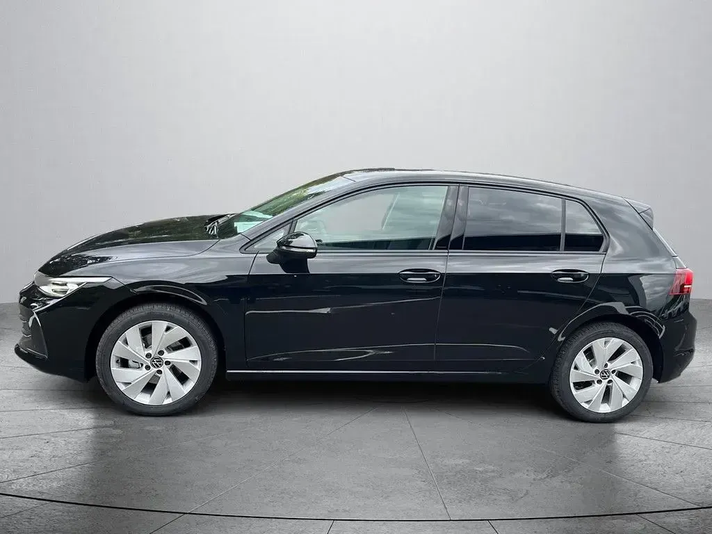 Neu VW Golf VIII Life 150 PS (110 kW) 2026 Schwarz Limousine
