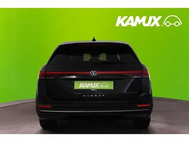 Gebraucht VW Passat Business 150 PS (110 kW) 2025 Mythos black Kombi