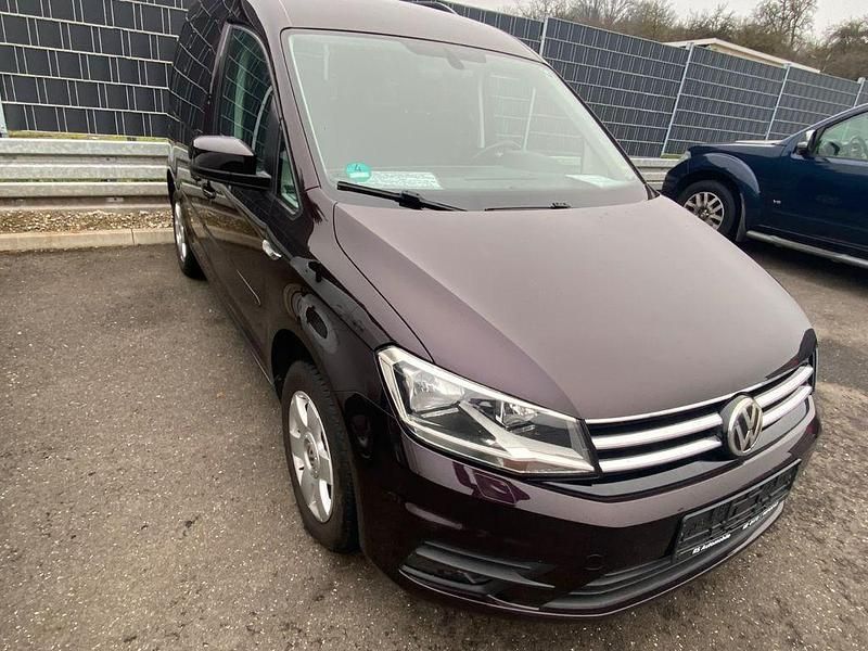 Gebraucht 2015 VW Caddy Comfortline Van / Kleinbus | 11.990 € (Etwas zu teuer) - Bild 1/4