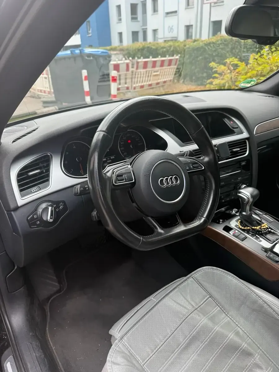 Gebraucht Audi A4 S-Line 190 PS (139 kW) 2015 Schwarz Kombi