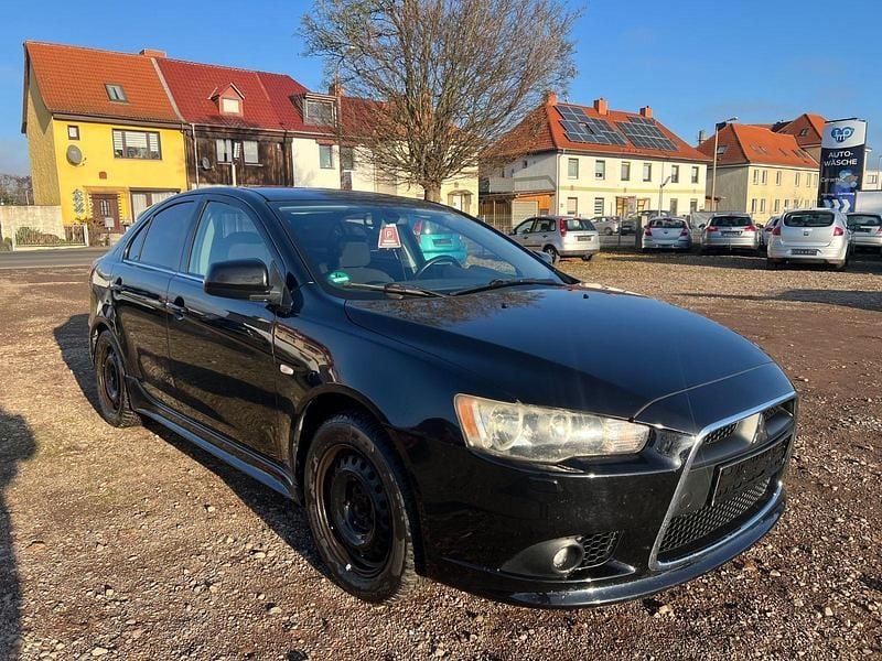 Schwarz Gebraucht 2010 Mitsubishi Lancer Sportback Intense Limousine | 2.299 € (Superpreis) - Bild 1/4