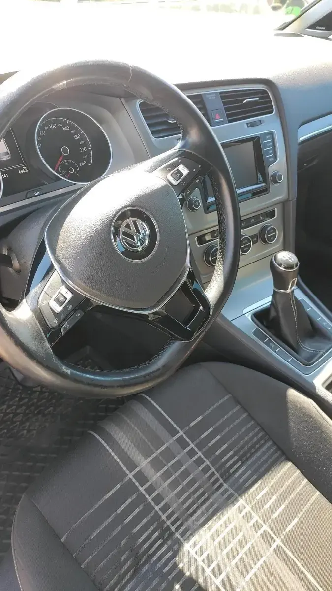 Gebraucht VW Golf VII LOUNGE 110 PS (80 kW) 2015 Rot Kombi