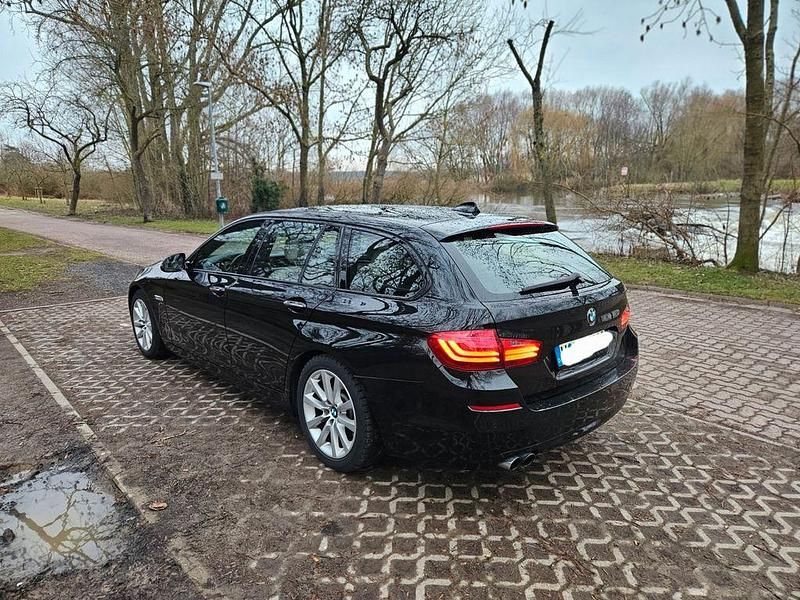 Gebraucht BMW 525 218 PS (160 kW) 2015 Schwarz Kombi