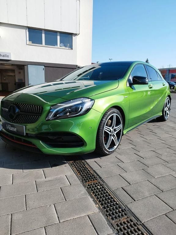 Gebraucht Mercedes A250 AMG 218 PS (160 kW) 2016 Grün Limousine