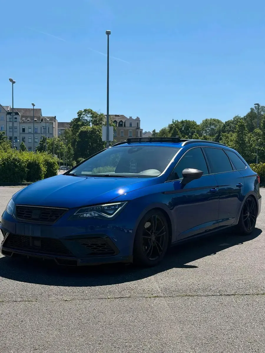 Gebraucht Seat Leon FR 300 PS (220 kW) 2019 Blau Kombi