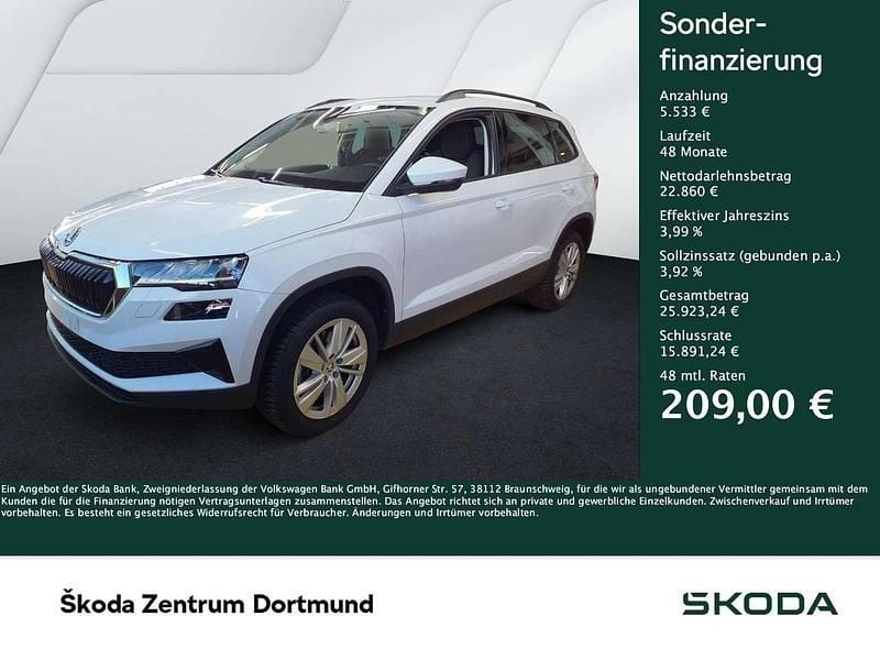 Weiß Gebraucht 2024 Skoda Karoq Selection SUV | 28.393 € (Superpreis) - Bild 1/2