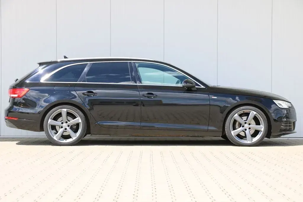 Gebraucht Audi A4 S-Line 190 PS (139 kW) 2016 Schwarz Kombi