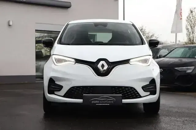 Gebraucht Renault Zoe Evolution 80 kW (109 PS) 2022 Gletscherweiss Kleinwagen