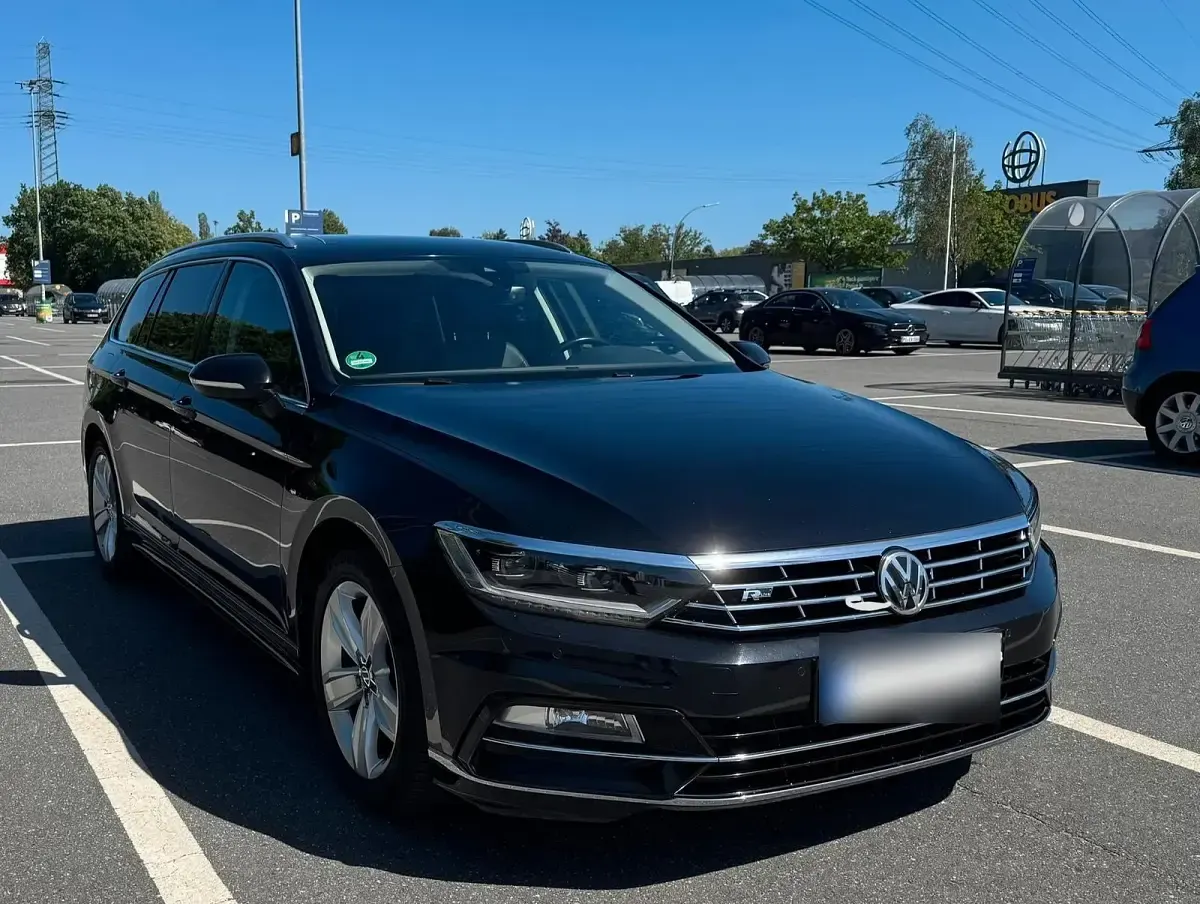 Gebraucht VW Passat 190 PS (139 kW) 2018 Schwarz Kombi