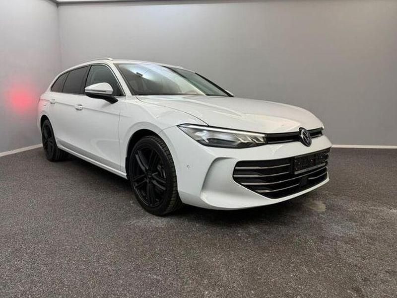Gebraucht VW Passat Business 150 PS (110 kW) 2024 Weiß Kombi