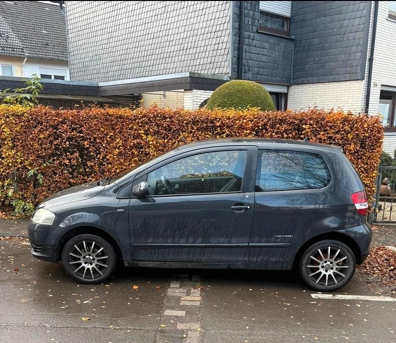 Gebraucht VW Fox Refresh 55 PS (40 kW) 2009 Grau Kleinwagen