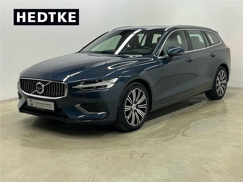 Blau Gebraucht 2022 Volvo V60 Inscription Kombi | 29.990 € (Guter Preis) - Bild 1/4
