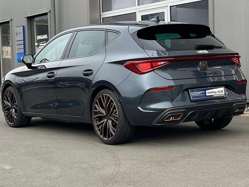 Gebraucht Cupra Leon VZ 150 PS (110 kW) 2022 "magnetic tech" Kleinwagen