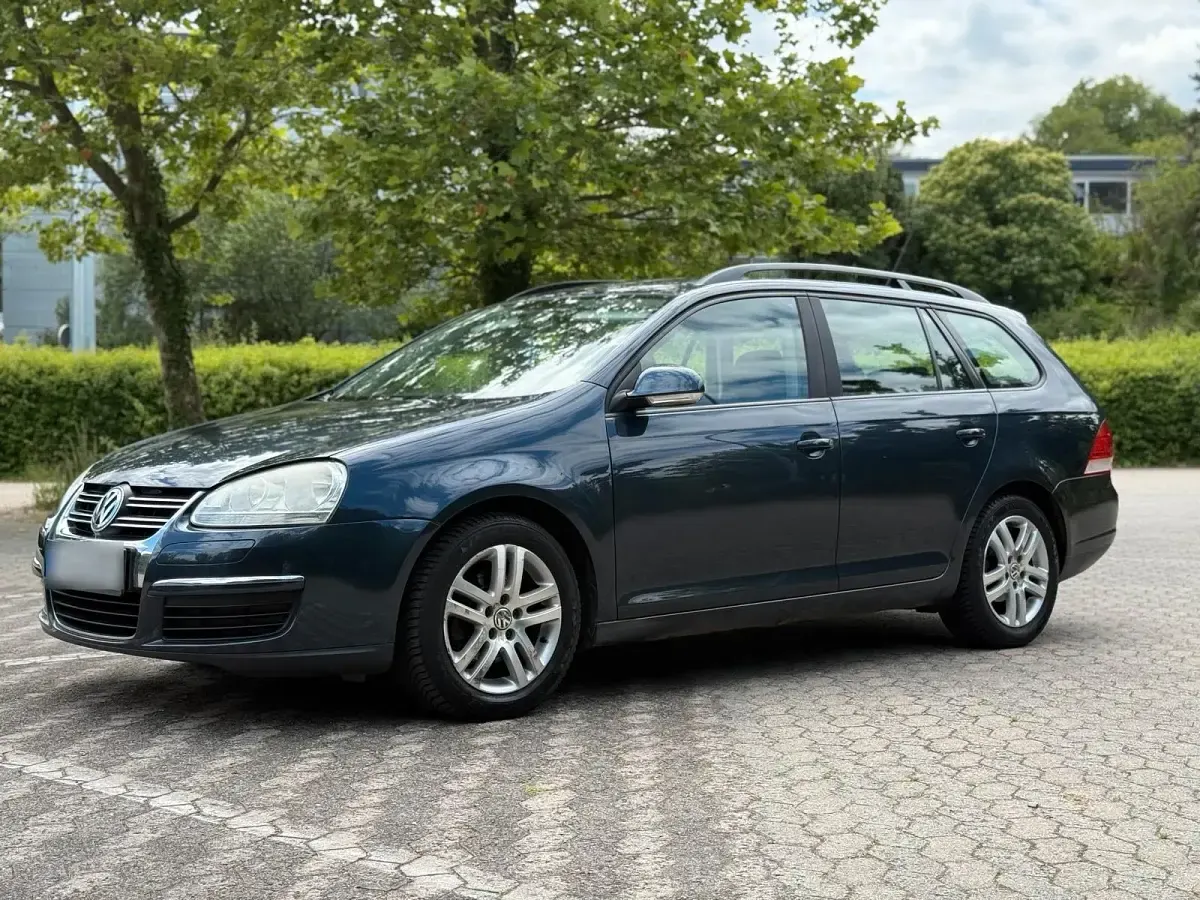 Gebraucht VW Golf V 102 PS (75 kW) 2008 Blau Kombi