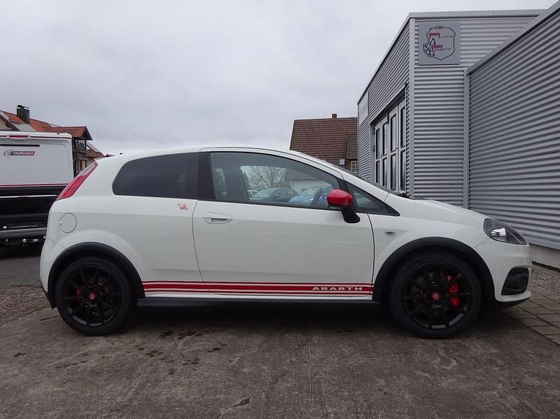 Gebraucht Abarth Punto 155 PS (114 kW) 2010 Weiß Kleinwagen