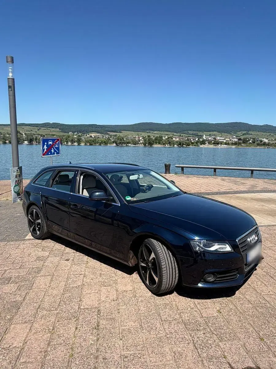 Gebraucht Audi A4 Ambiente 160 PS (117 kW) 2008 Blau Kombi
