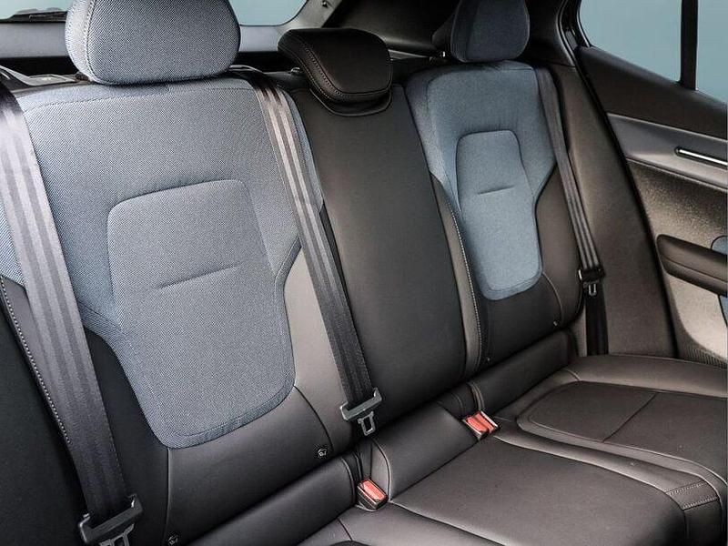 Gebraucht Volvo EX30 314 kW (428 PS) 2025 Schwarz SUV