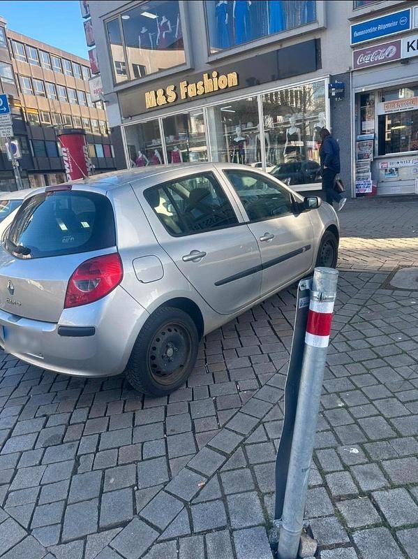 Gebraucht Renault Clio II Rip Curl 100 PS (73 kW) 2008 Grau Limousine