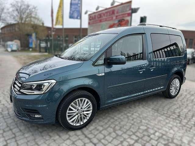 Gebraucht VW Caddy Comfortline 131 PS (96 kW) 2019 Bambusgarden green Van / Kleinbus
