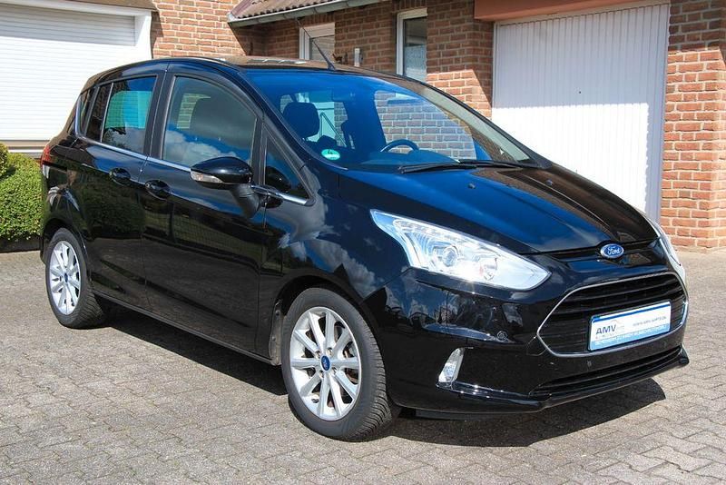Second-hand Ford B-MAX Titanium 101 CP (74 kW) 2017 Negru Monovolum