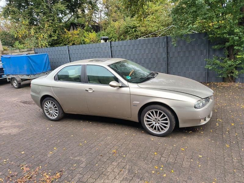 Gebraucht Alfa Romeo 156 166 PS (122 kW) 2004 Gold Limousine