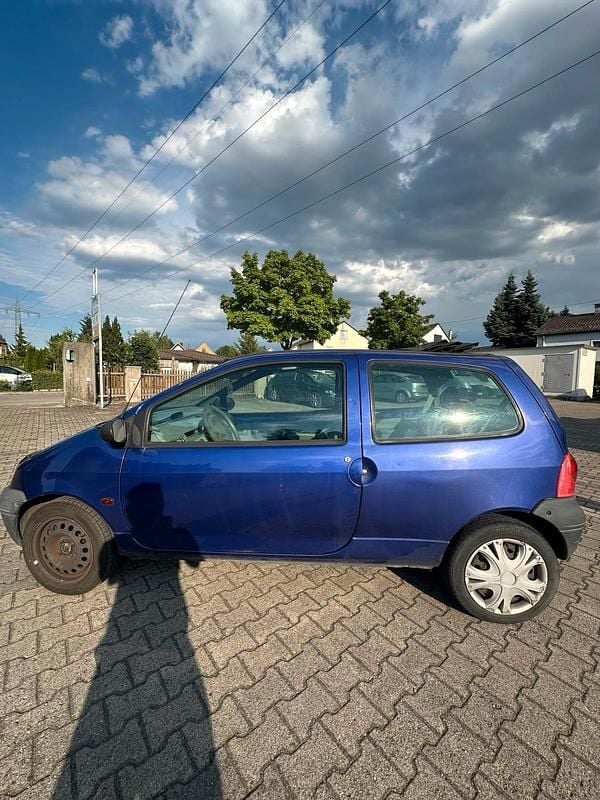 Blau Gebraucht 2002 Renault Twingo Kleinwagen | 1.000 € - Bild 1/4