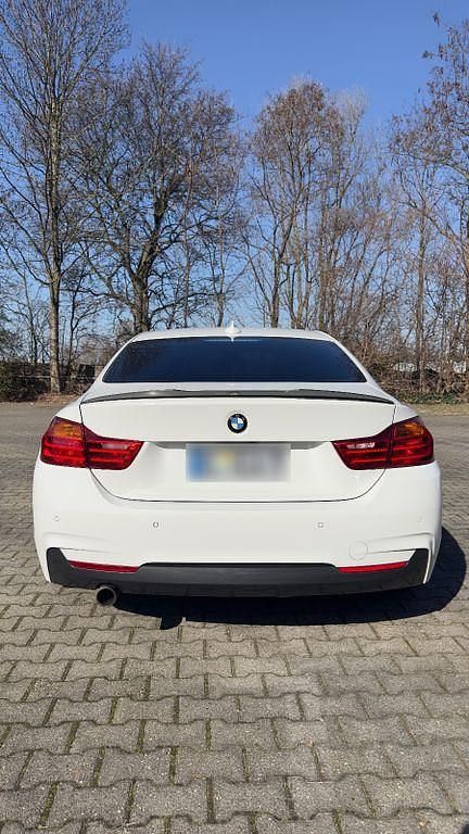 Gebraucht BMW 420 M Sport 184 PS (135 kW) 2014 Weiß Coupé