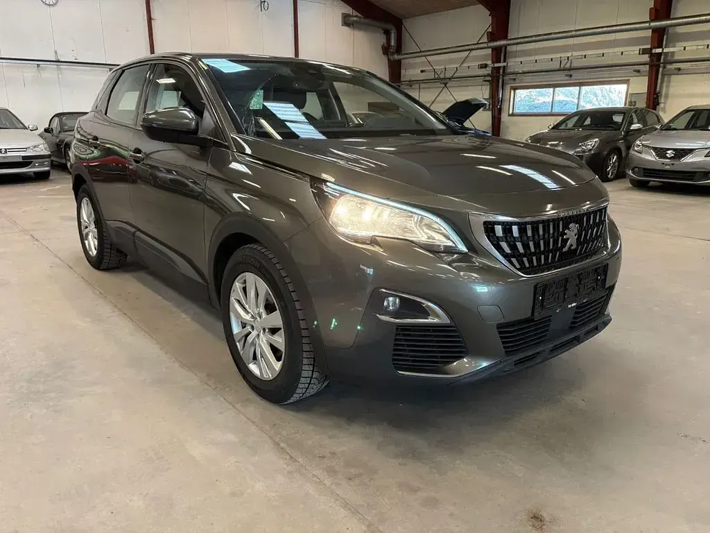 Gebraucht Peugeot 3008 Active 99 PS (72 kW) 2018 Braun SUV