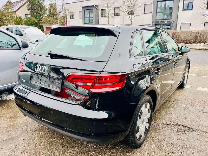 Gebraucht Audi A3 Ambition 110 PS (80 kW) 2014 Schwarz Limousine