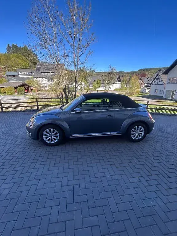Second-hand VW Beetle Design 150 CP (110 kW) 2016 Gri Hatchback