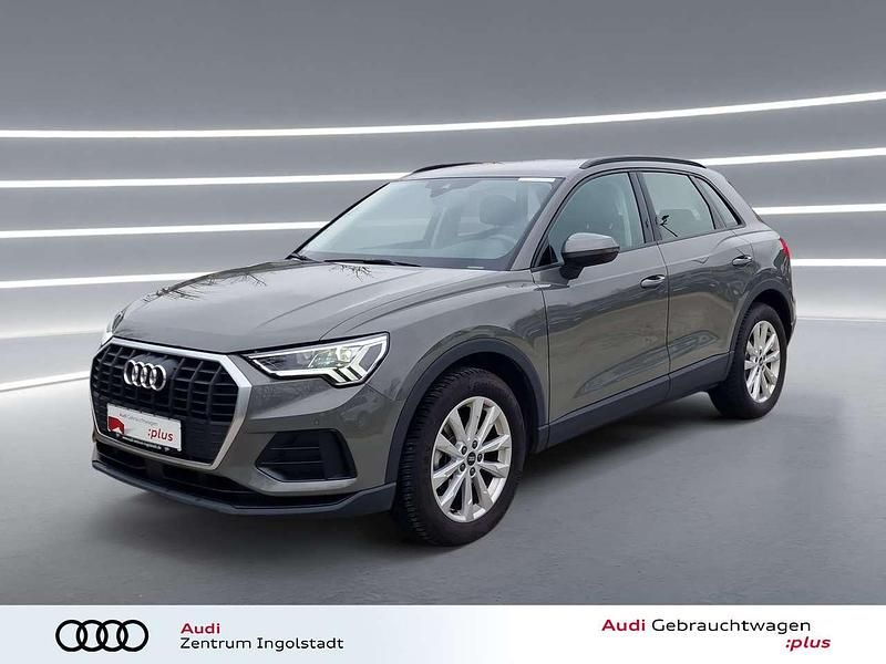 Gebraucht Audi Q3 Comfort 150 PS (110 kW) 2022 Chronosgrau metallic SUV
