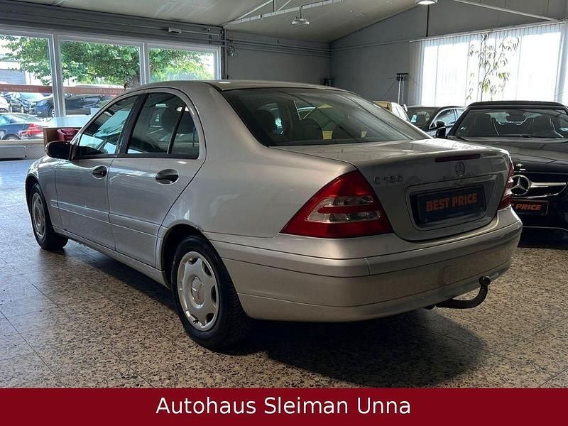 Gebraucht Mercedes C180 Classic 129 PS (94 kW) 2002 Silber Limousine