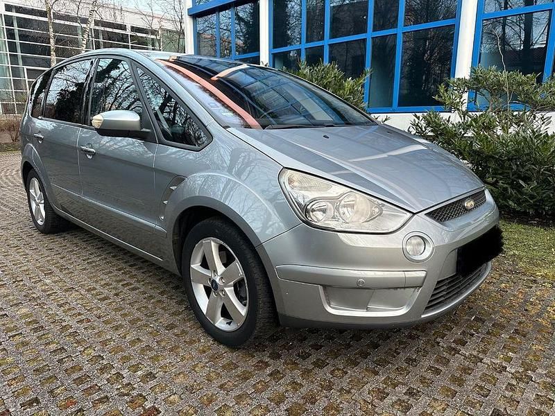 Gebraucht Ford S-MAX Titanium 145 PS (106 kW) 2008 Silber Van / Kleinbus