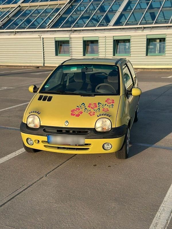 Grün Gebraucht 2002 Renault Twingo Authentique Kleinwagen | 1.499 € (Fairer Preis) - Bild 1/4